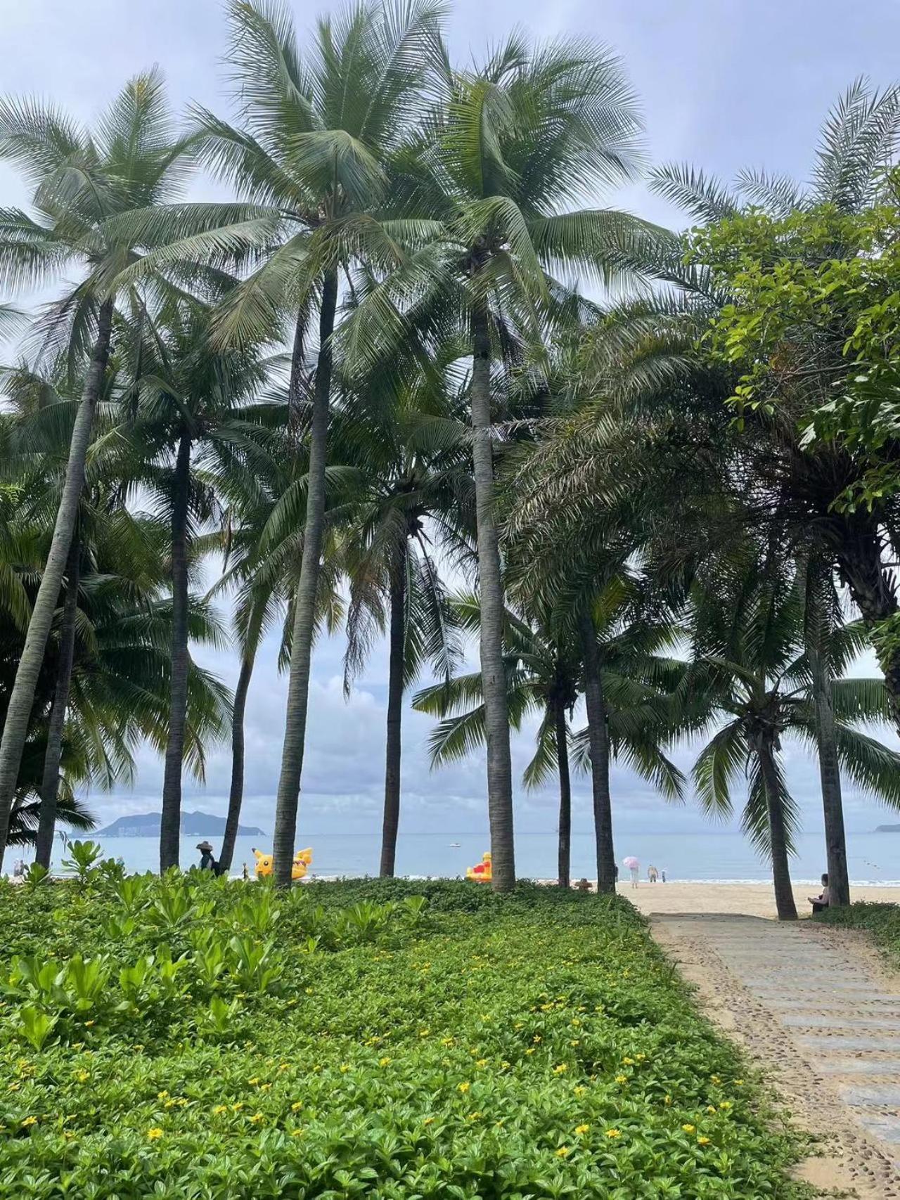 Sanya Tropical Coast Hotel Bagian luar foto